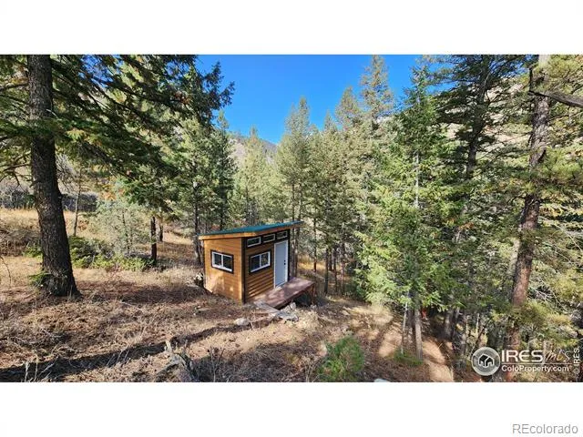 84 Copper Hill Road Glen Haven, CO 80532