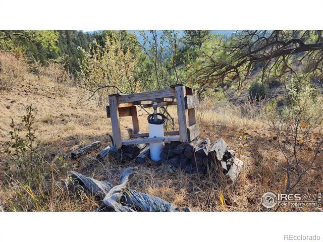 84 Copper Hill Road Glen Haven, CO 80532