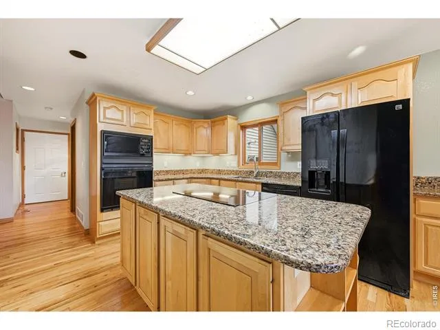 256 Choctaw Road Lyons, CO 80540