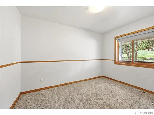 256 Choctaw Road Lyons, CO 80540