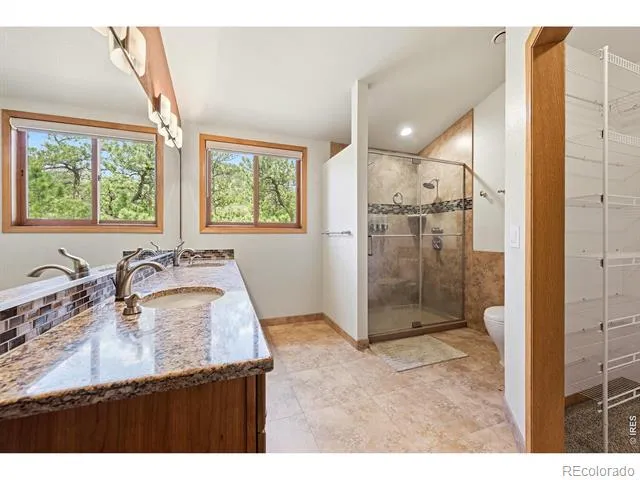 256 Choctaw Road Lyons, CO 80540