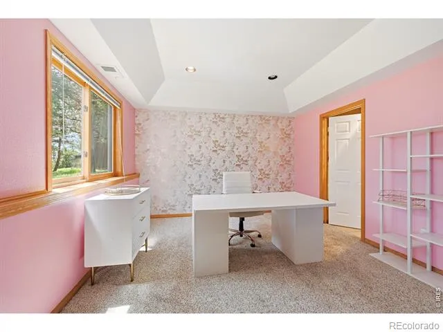 256 Choctaw Road Lyons, CO 80540