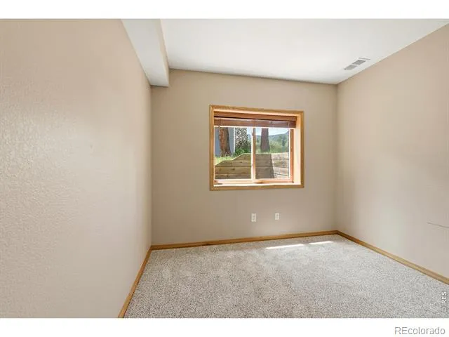 256 Choctaw Road Lyons, CO 80540