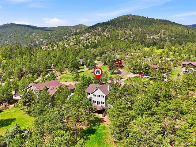 256 Choctaw Road Lyons, CO 80540