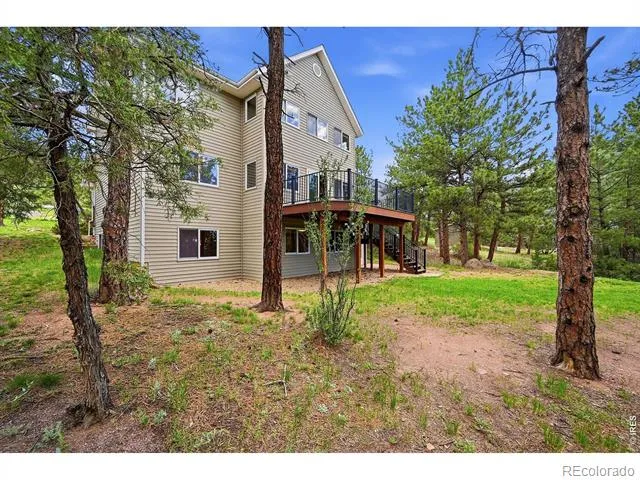 256 Choctaw Road Lyons, CO 80540
