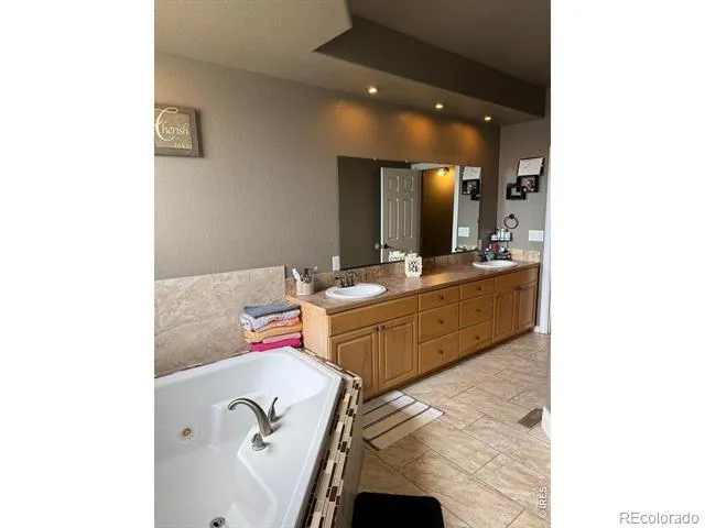 419 E 3rd Avenue Wiggins, CO 80654