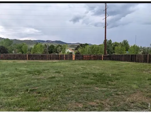 1564 S Overland Trail