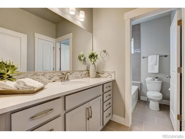 160 High Point Drive Longmont, CO 80504