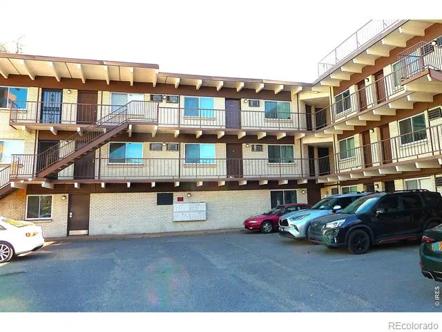 590 Logan Street #110 Denver, CO 80203