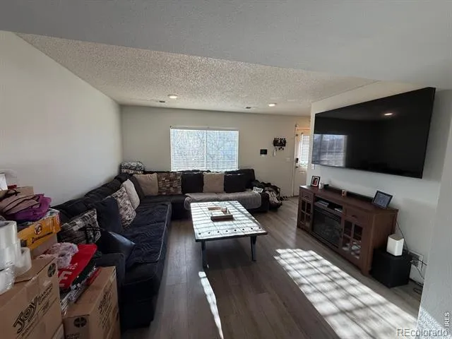 5141 Jasper Street Denver, CO 80239