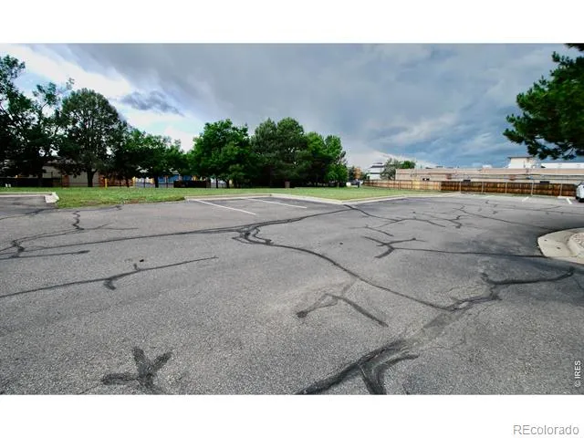 2225 S Iola Street Aurora, CO 80014