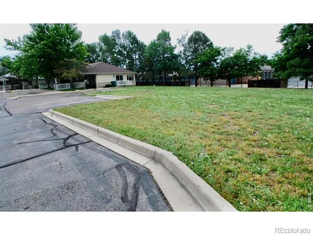 2225 S Iola Street Aurora, CO 80014