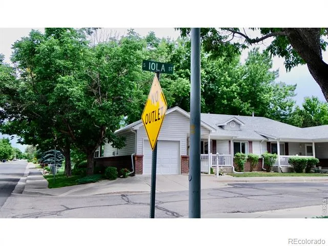 2225 S Iola Street Aurora, CO 80014