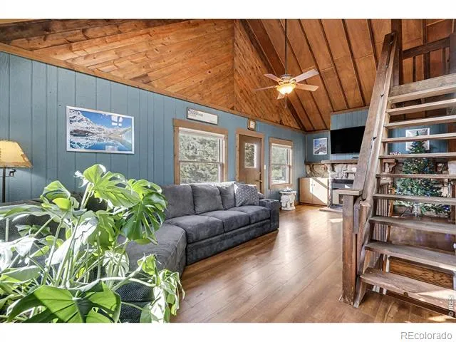280 Streamside Drive Drake, CO 80515
