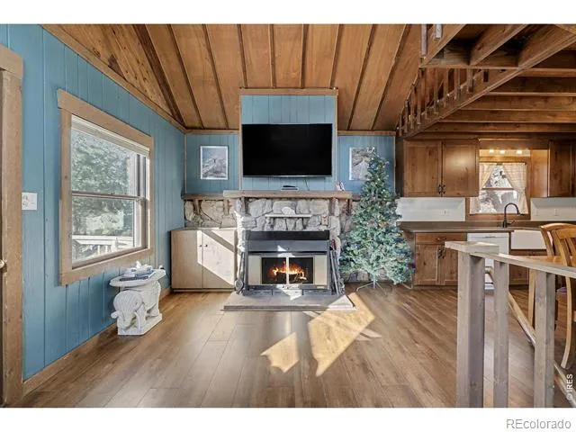 280 Streamside Drive Drake, CO 80515