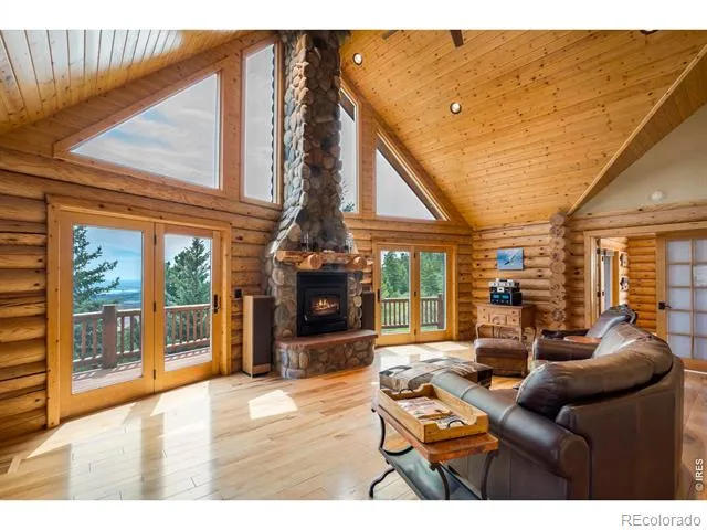 555 James Park Trail Loveland, CO 80537
