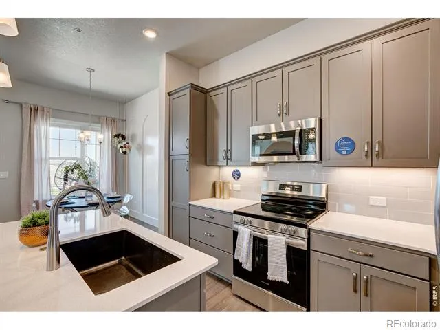 6784 Maple Leaf Drive Timnath, CO 80547