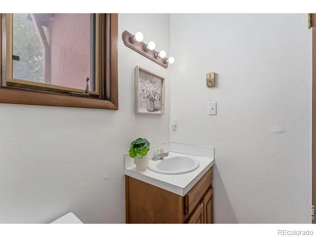 9303 County Road 124 Carr, CO 80612