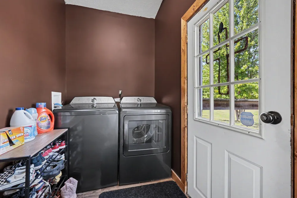611 Locust Street Howard City, MI 49329
