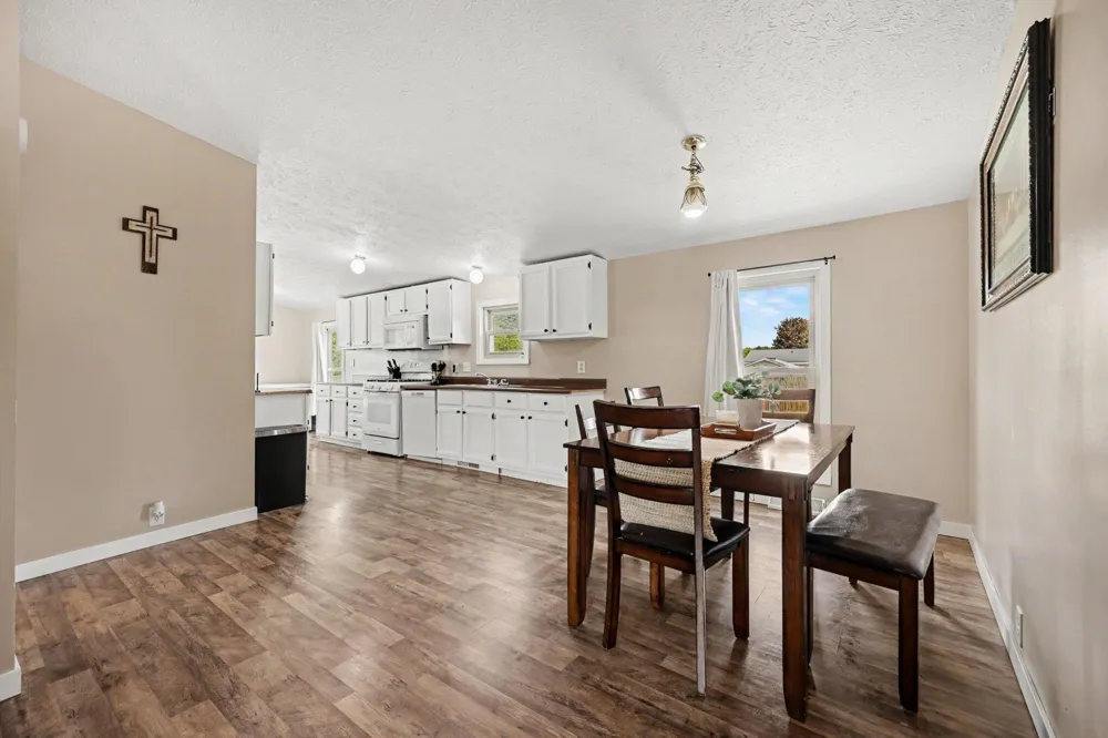 611 Locust Street Howard City, MI 49329