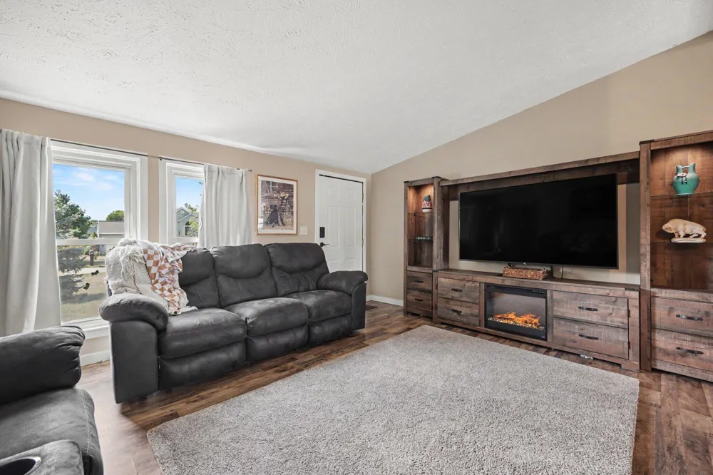611 Locust Street Howard City, MI 49329