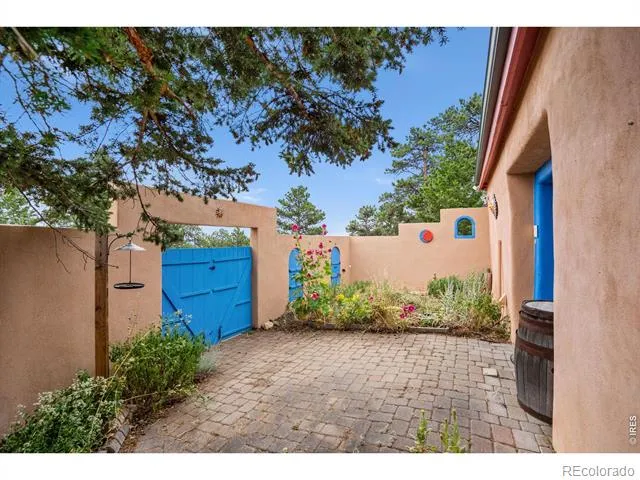1000 Alaska Road Boulder, CO 80302