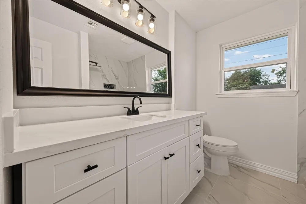 11434 Sharpview Drive Houston, TX 77072