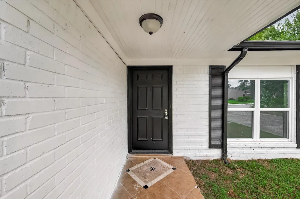 11434 Sharpview Drive Houston, TX 77072