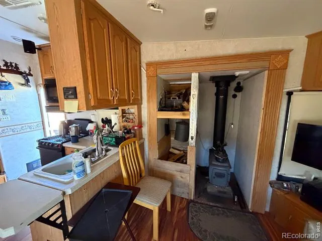 28 Agate Court Bellvue, CO 80512