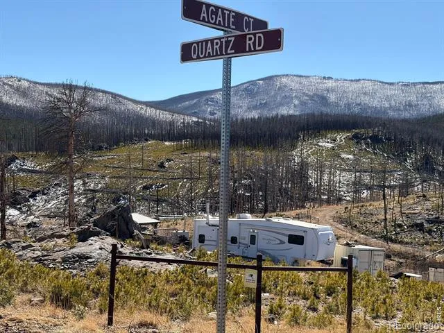 28 Agate Court Bellvue, CO 80512