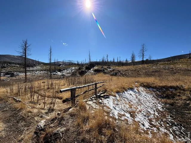 28 Agate Court Bellvue, CO 80512
