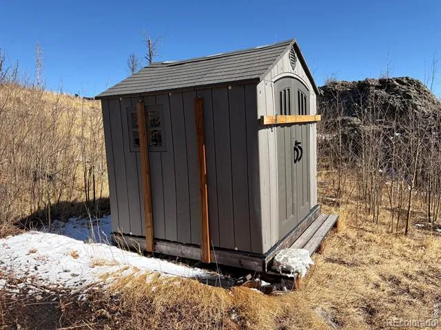 28 Agate Court Bellvue, CO 80512