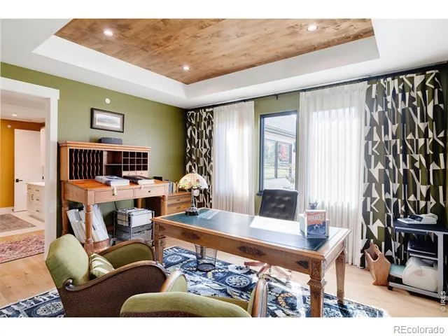 6816 Goldbranch Drive Niwot, CO 80503