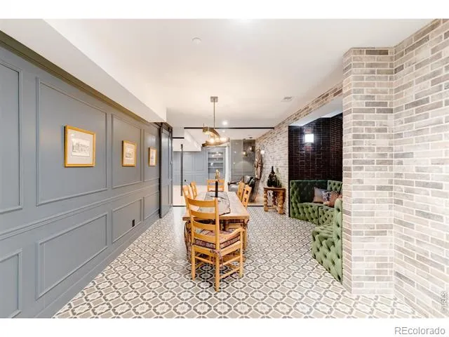 6816 Goldbranch Drive Niwot, CO 80503