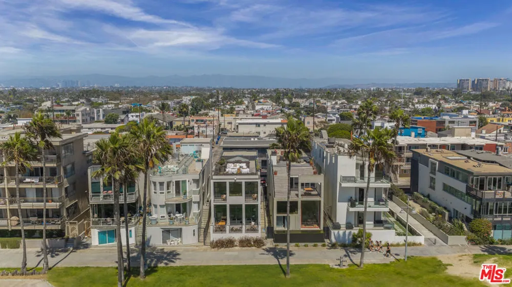 2311 Ocean Front Walk Venice, CA 90291