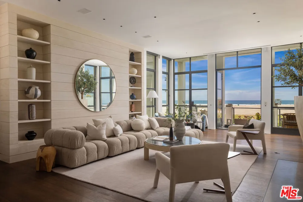 2311 Ocean Front Walk Venice, CA 90291