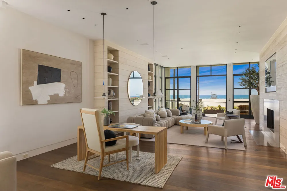2311 Ocean Front Walk Venice, CA 90291