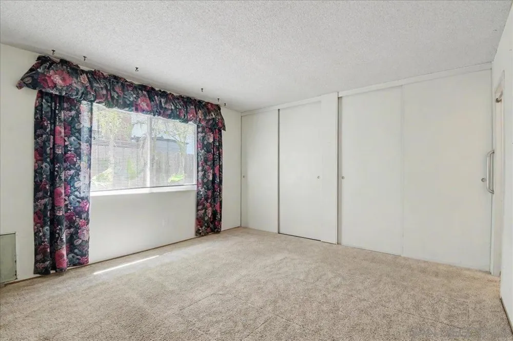 7175 Bobhird Drive San Diego, CA 92119