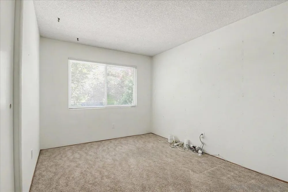7175 Bobhird Drive San Diego, CA 92119