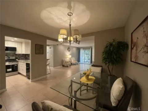7800 Topanga Canyon #112