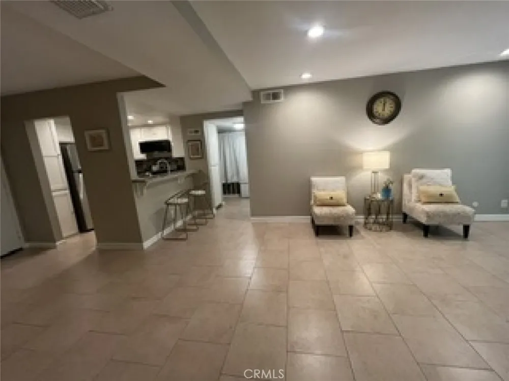 7800 Topanga Canyon #112 Canoga Park, CA 91304