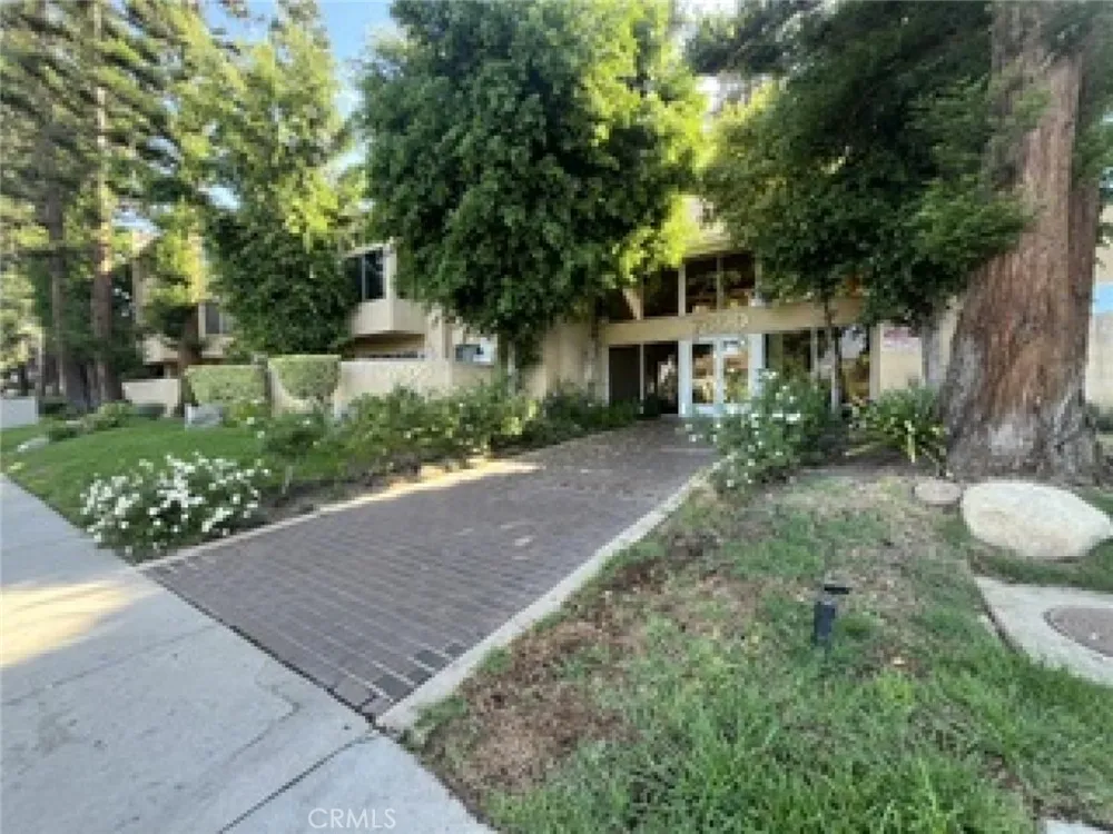 7800 Topanga Canyon #112 Canoga Park, CA 91304