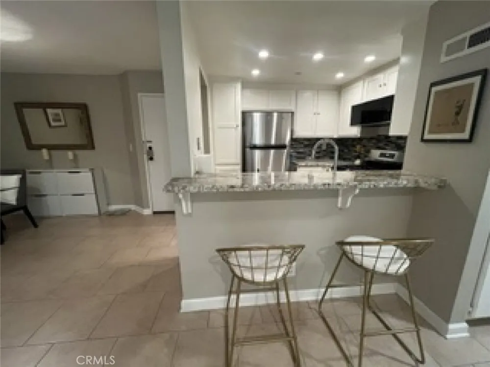7800 Topanga Canyon #112 Canoga Park, CA 91304