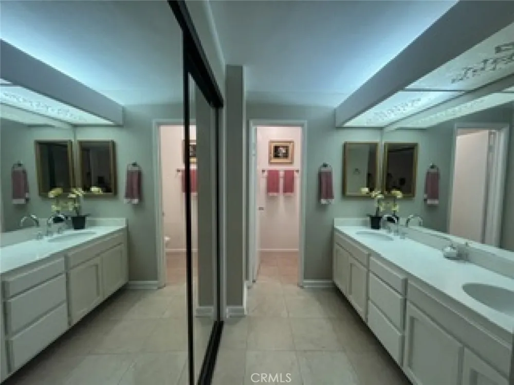 7800 Topanga Canyon #112 Canoga Park, CA 91304
