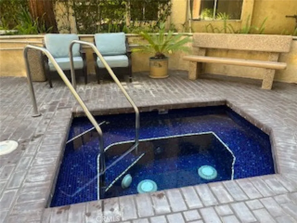 7800 Topanga Canyon #112 Canoga Park, CA 91304