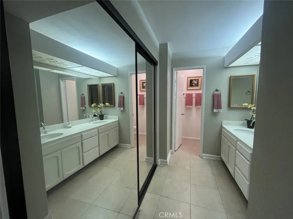 7800 Topanga Canyon #112 Canoga Park, CA 91304