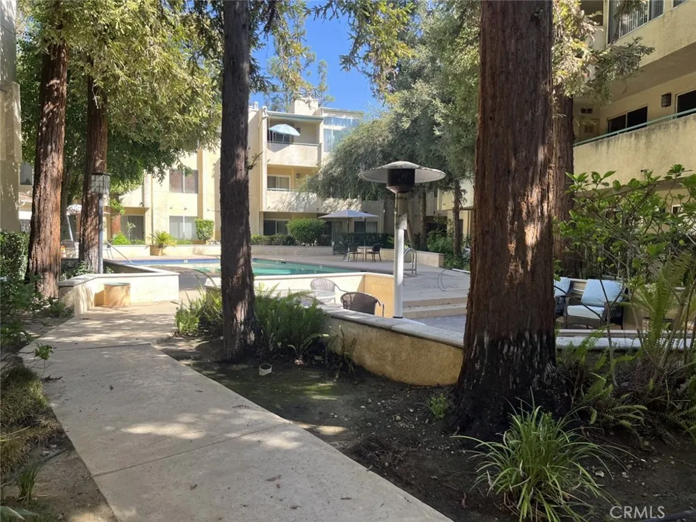 7800 Topanga Canyon #112 Canoga Park, CA 91304