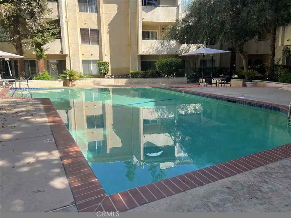 7800 Topanga Canyon #112 Canoga Park, CA 91304