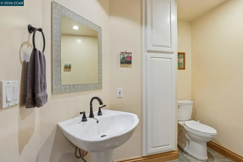 3906 Arbutus Ct Hayward, CA 94542