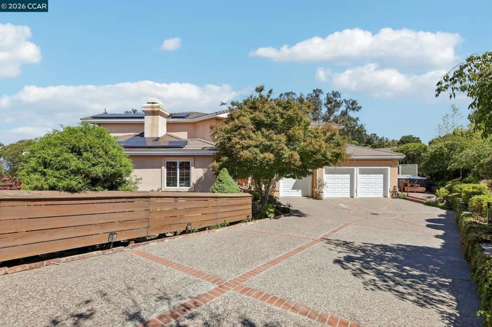 3906 Arbutus Ct Hayward, CA 94542